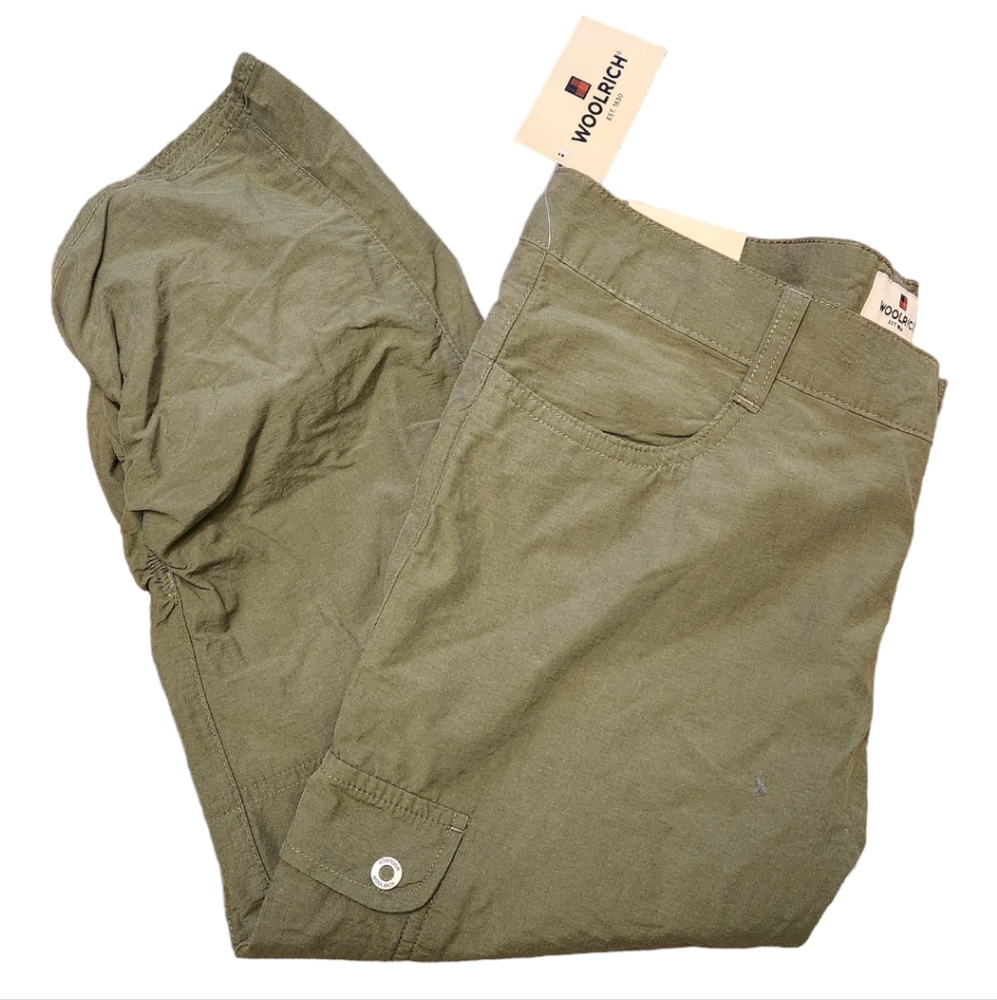 Woolrich Hiking Capri size 6 NWT